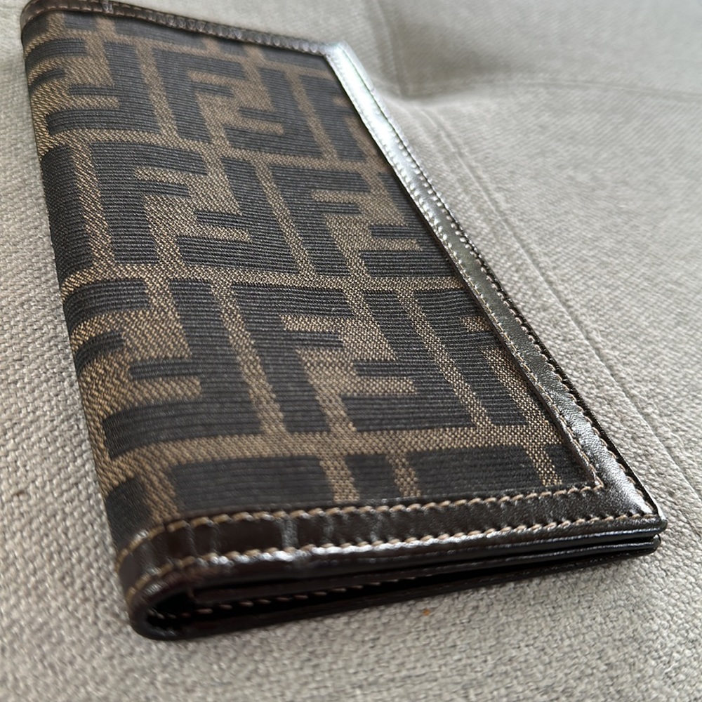 Fendi Wallet - Picture 13 of 13